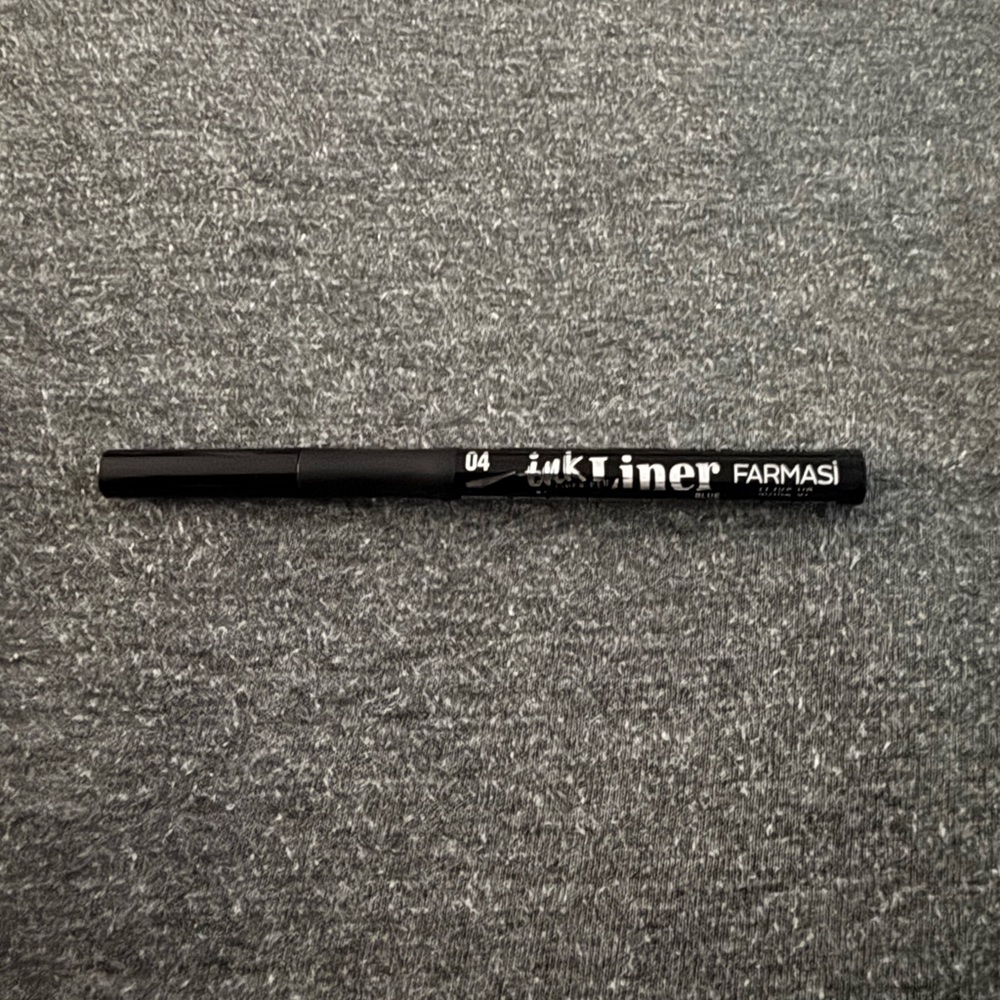 Farmasi Ink Liner in Blue NWOB